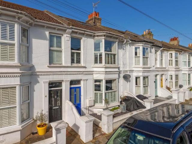 House for sale in Aldrington