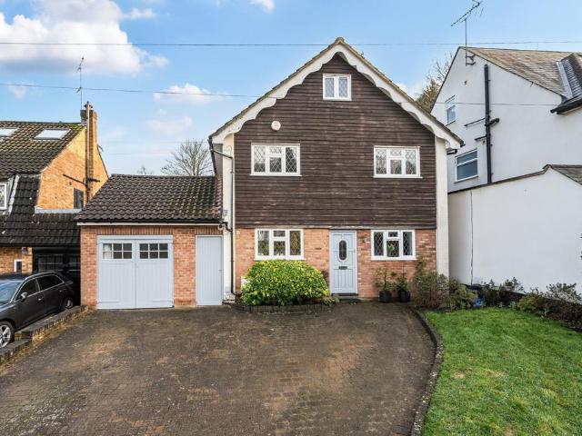 House for sale in Batchworth, Hertfordshire