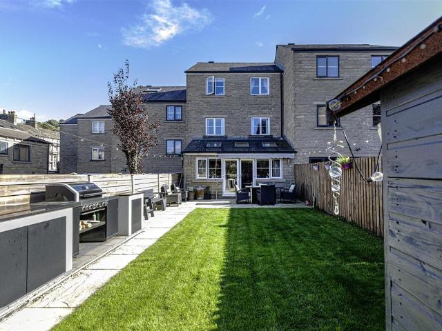 House for sale in West Vale, West Yorkshire