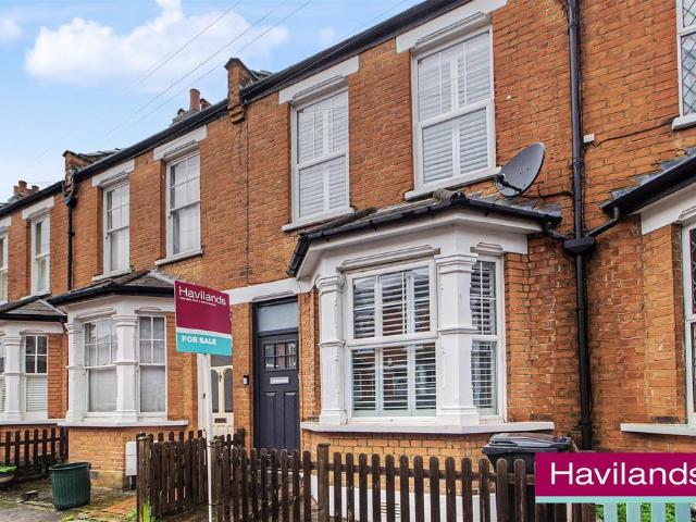 House for sale in Winchmore Hill, Palmers Green