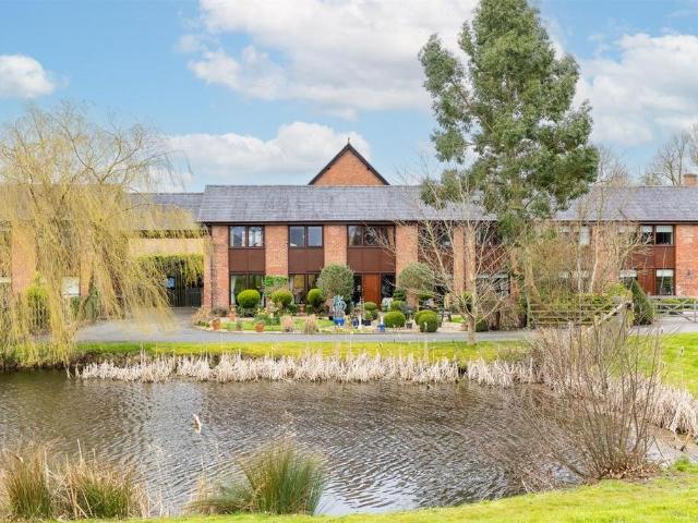 House for sale in Marbury