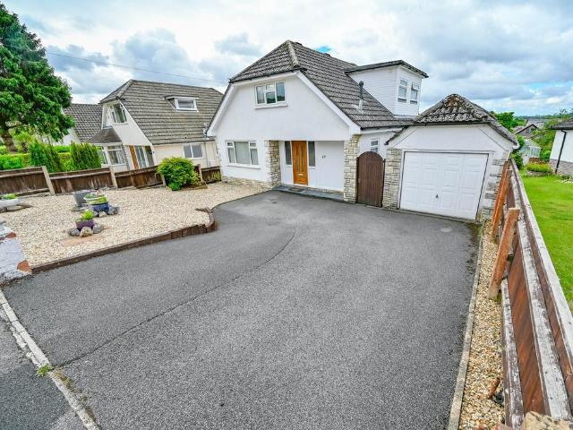 House for sale in Colehill, East Dorset