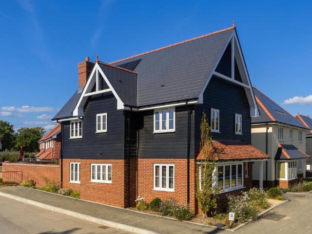 House for sale in Horsham, West Sussex