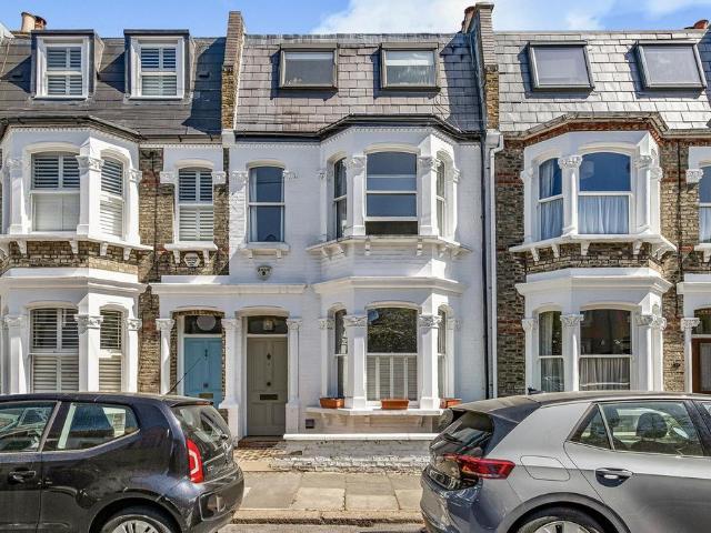 House for sale in Fulham, Greater London