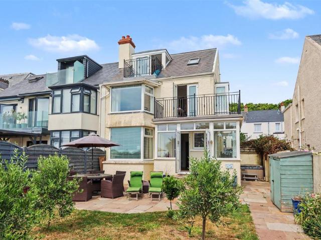 House for sale in St Helier, Greater London