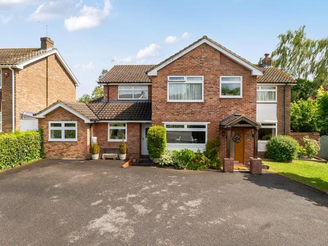 House for sale in Lunnon, Buckinghamshire