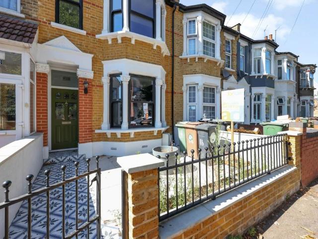 House for sale in Leyton, Greater London
