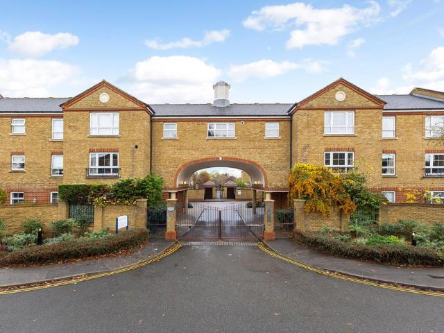 House for sale in London Borough of Hounslow, Greater London