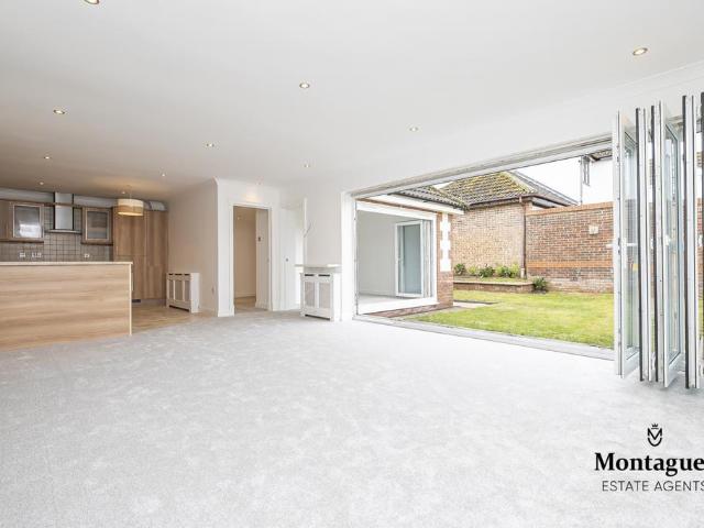 House for sale in Ongar, Epping