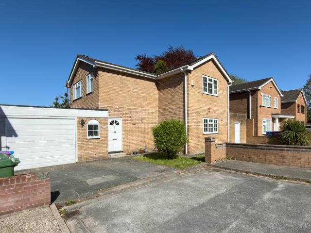 House for sale in Calderstones