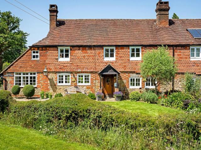 House for sale in Littlecote, West Sussex