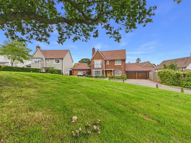 House for sale in Ansty and Staplefield, Perryfields