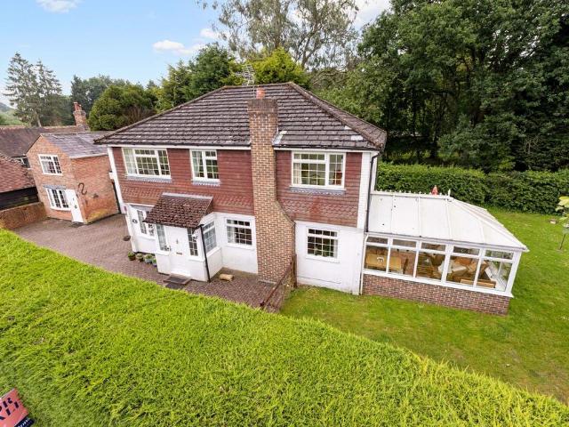 House for sale in Horsham, West Sussex