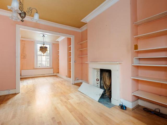 House for sale in Tufnell Park, Greater London