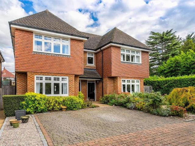 House for sale in Nork, Reigate and Banstead
