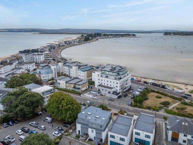 House for sale in Canford Cliffs, Isle Of Man