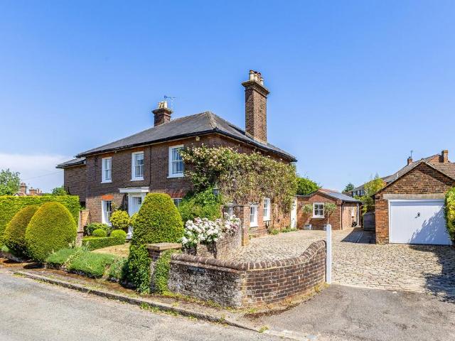 House for sale in Pouchen End, Hertfordshire