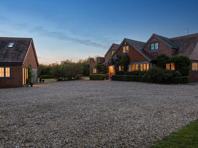 House for sale in Berrick Salome, Oxfordshire