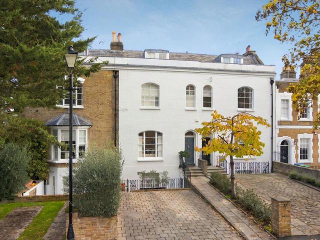 House for sale in Clewer Within, Windsor