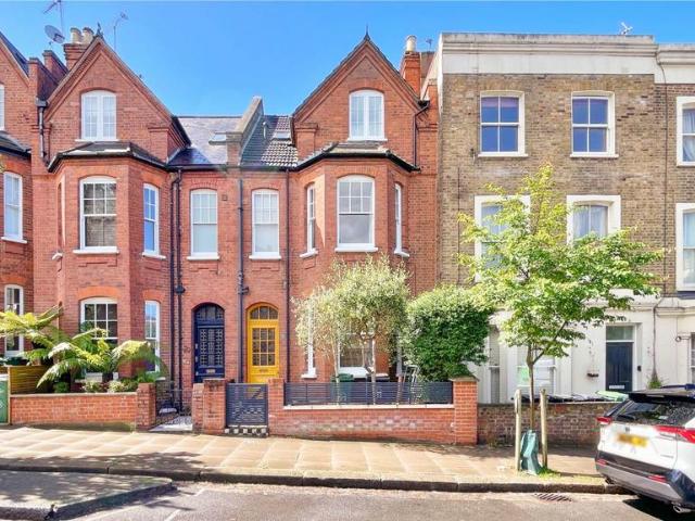 House for sale in Dartmouth Park, Greater London