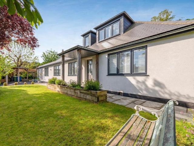 House for sale in Sunningdale