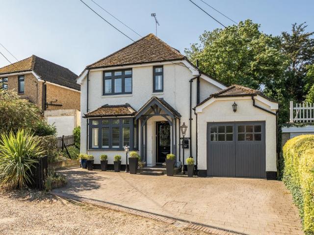 House for sale in Twyford, Hampshire