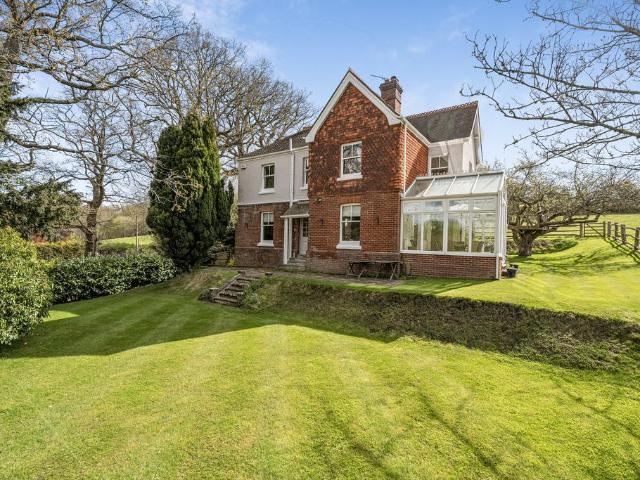 House for sale in Ashurst, Sandown Park