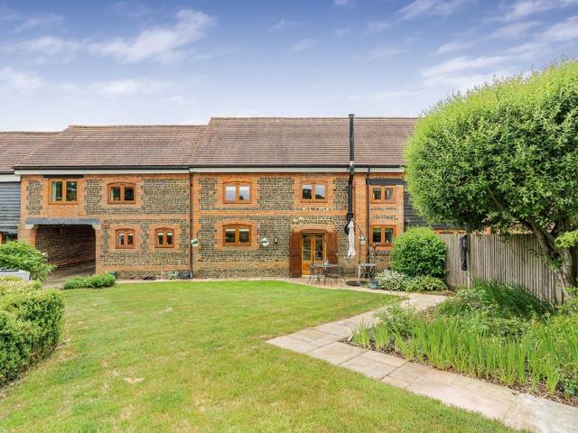 House for sale in Fole, Surrey