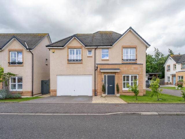 House for sale in Sewell, Scotland