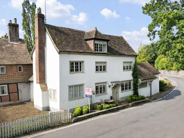 House for sale in Horsham, West Sussex