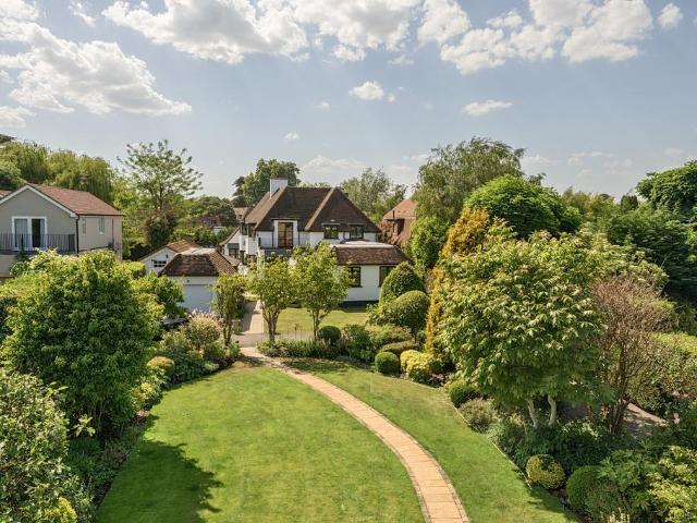 House for sale in Wraysbury