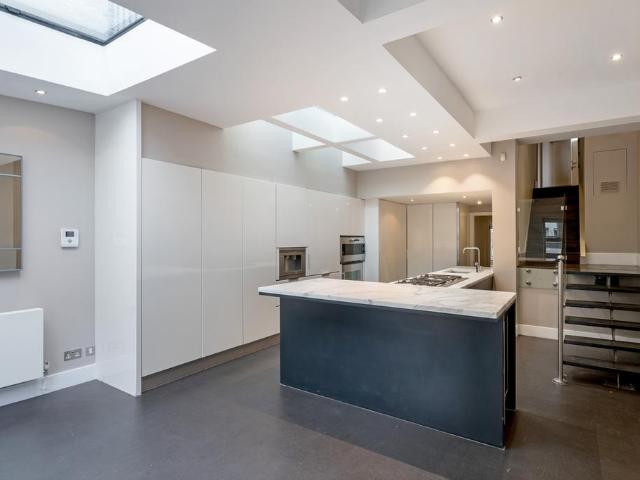 House for sale in Belgravia, Greater London