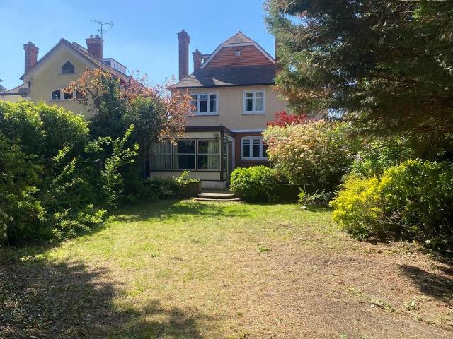 House for sale in Surbiton, Greater London