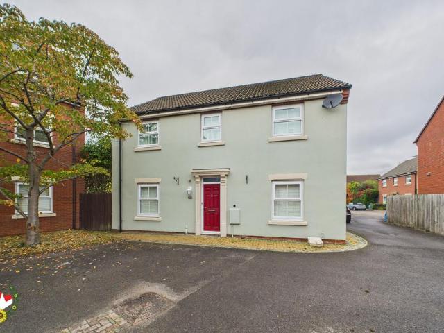 House for sale in Gloucester, Gloucestershire