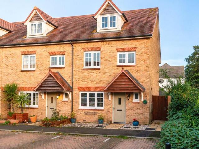 House for sale in Grove Park, Oad Street