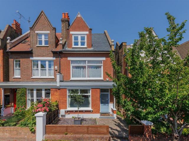 House for sale in Shepherd's Hill, Crouch End