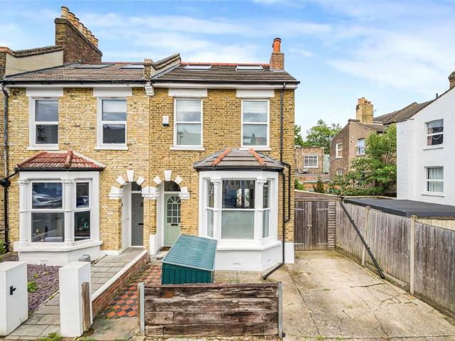 House for sale in London Borough of Lewisham, Brockley
