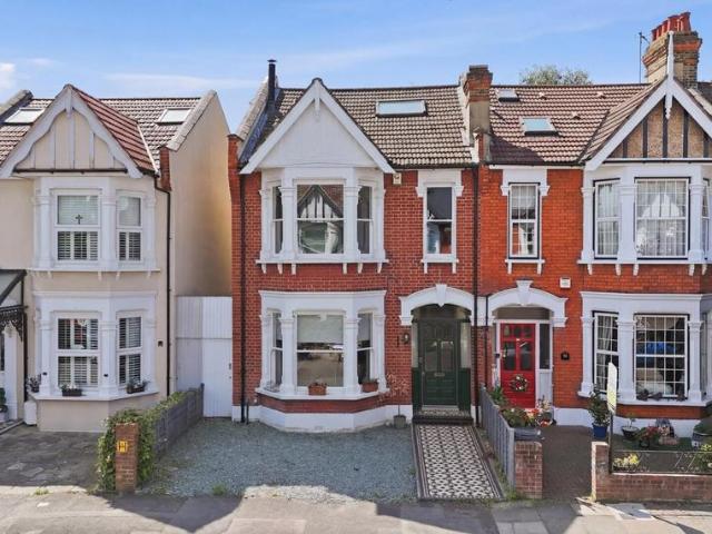 House for sale in Wanstead, Greater London
