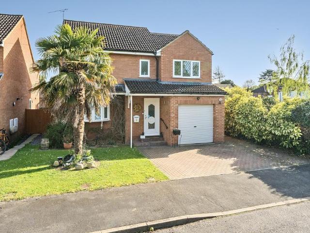 House for sale in Fishery, Maidenhead