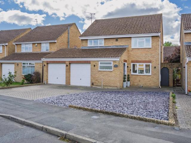House for sale in Covingham, Swindon