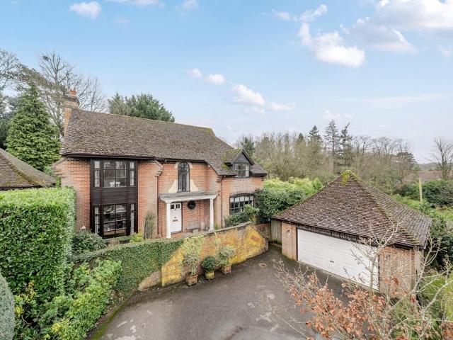 House for sale in Sunningdale
