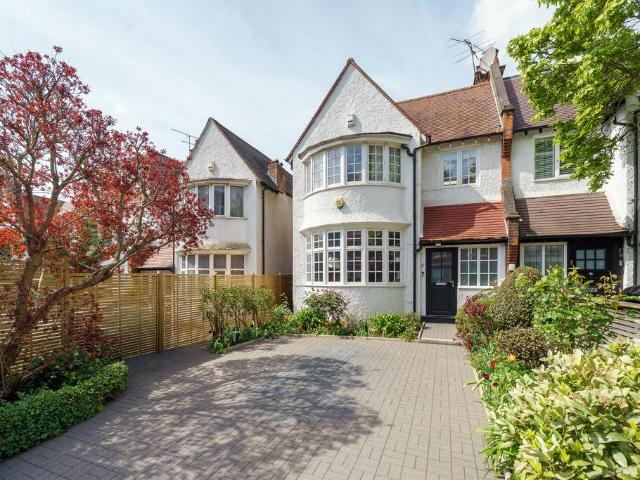 House for sale in West Hampstead, Greater London