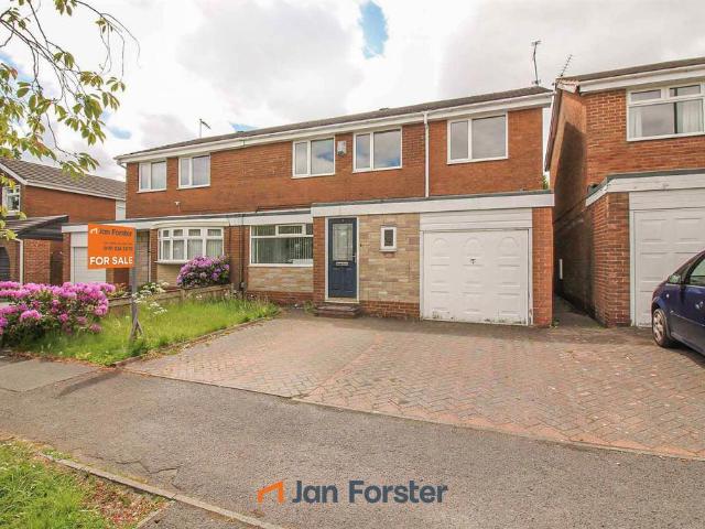 House for sale in Kenton, Tyne And Wear