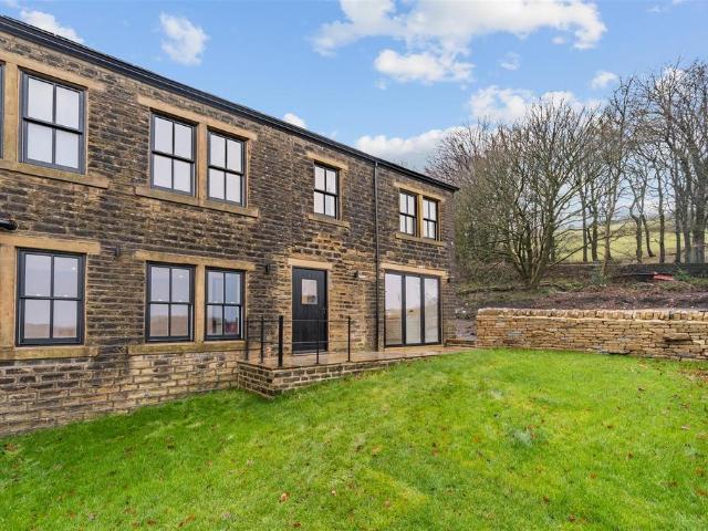 House for sale in Scapegoat Hill, Kirklees
