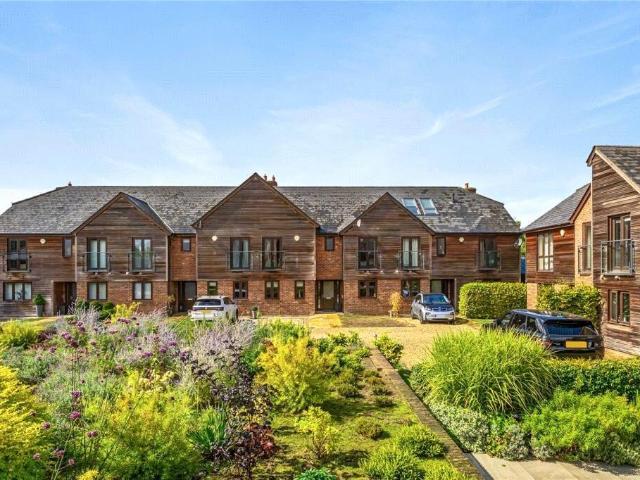 House for sale in Row Town, Surrey