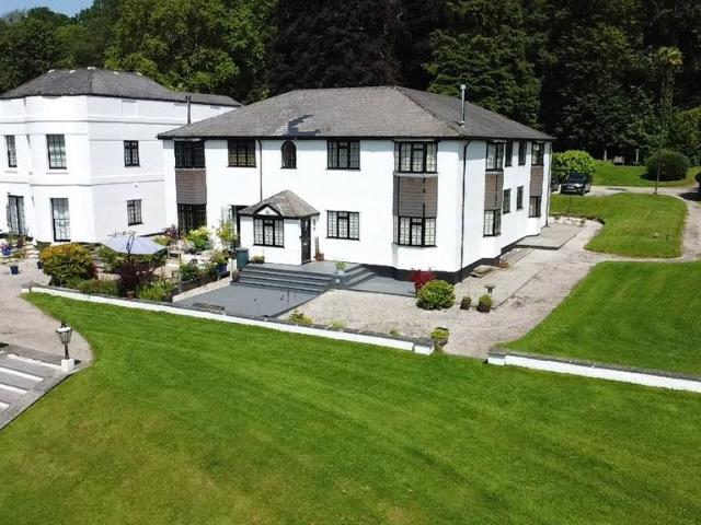 House for sale in Whitchurch, Weir Quay