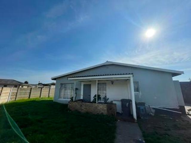 House for sale in Port Elizabeth, Eastern Cape