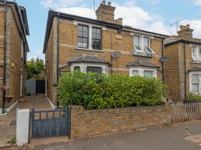 House for sale in Norbiton, Greater London