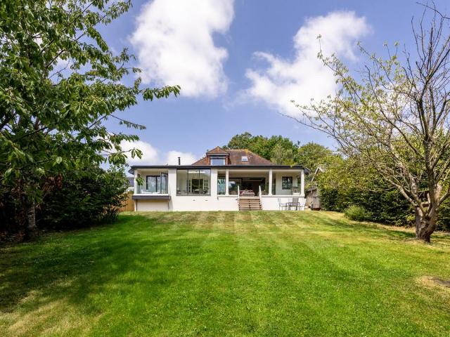 House for sale in Baldslow, Heathlands