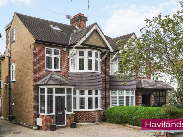 House for sale in Edmonton, Greater London